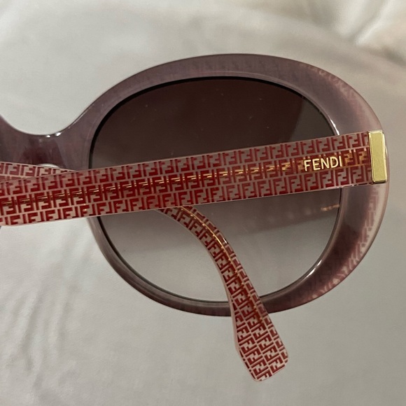 Fendi sunglasses authentic luxury fashion brand red gray ff logo authentic